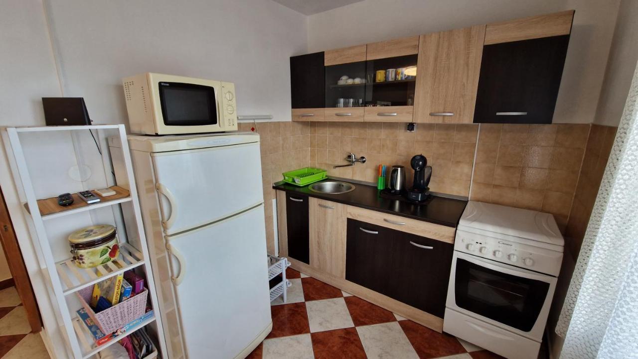 Apartments With A Parking Space Mavarstica, Ciovo - 12435 โตรกีร์ ภายนอก รูปภาพ
